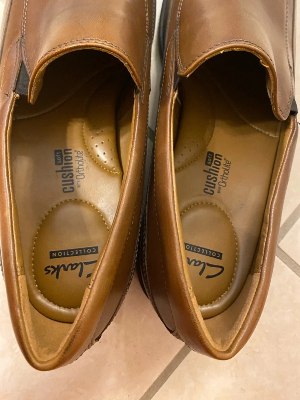 Clarks size 12 Men's Brown Leather Slip-On Loafers